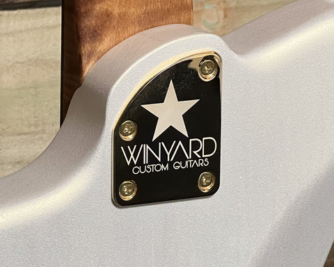 Winyard I6 Interceptor Icy Platinum Shimmer 2025