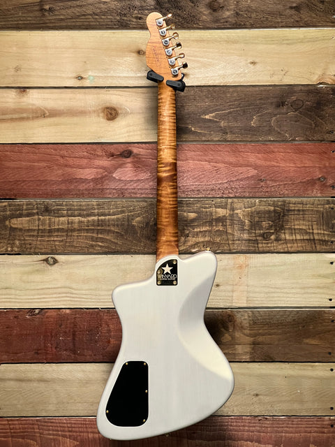 Winyard I6 Interceptor Icy Platinum Shimmer 2025