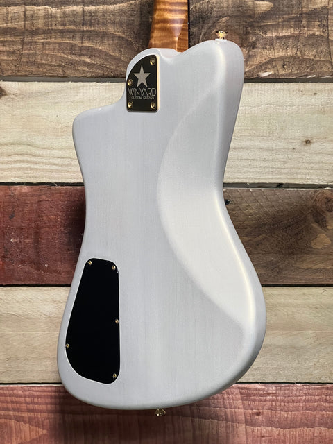 Winyard I6 Interceptor Icy Platinum Shimmer 2025