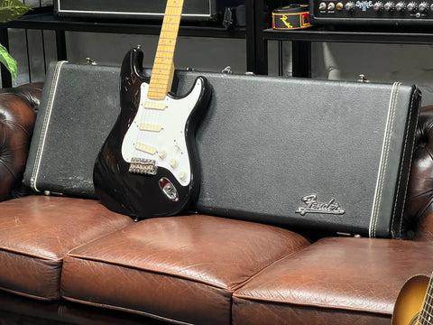 Fender Eric Clapton Artist Series Stratocaster with Lace Sensor Pickups Black 2002