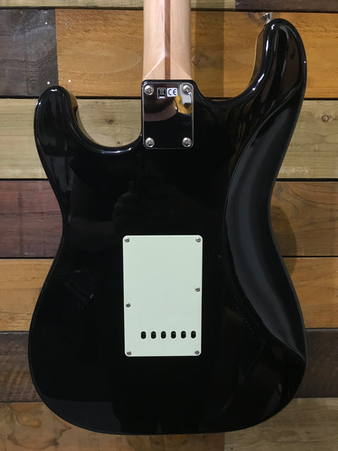 Fender Limited Edition Aerodyne Stratocaster with Flame Maple Top in 3-Color Sunburst 2018