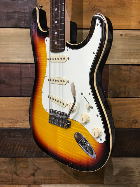 Fender Limited Edition Aerodyne Stratocaster with Flame Maple Top in 3-Color Sunburst 2018