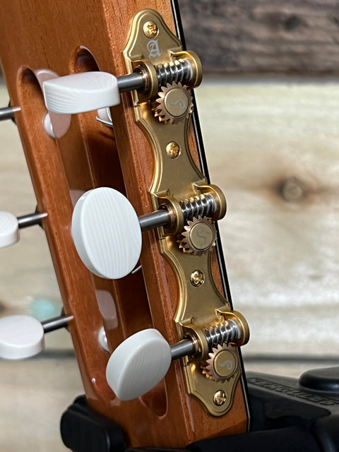 Alhambra Javier Mengual Luthier Exclusive Concert Classical 2022
