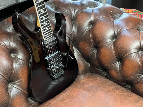 Caparison Dellinger Prominence Transparent Spectrum Black 2015