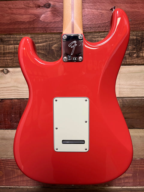 Fender FSR Special Edition Player Stratocaster Fiesta Red 2021 (Fuzzy Duck Gold Pickups!)