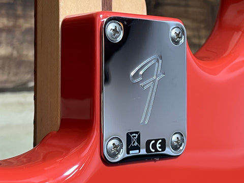 Fender FSR Special Edition Player Stratocaster Fiesta Red 2021 (Fuzzy Duck Gold Pickups!)