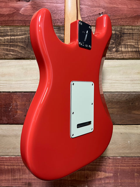 Fender FSR Special Edition Player Stratocaster Fiesta Red 2021 (Fuzzy Duck Gold Pickups!)