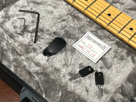 Fender Limited Edition Parallel Universe Series Strat Tele Hybrid 2-Color Sunburst 2017