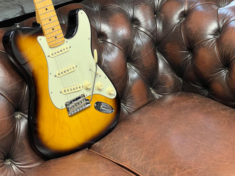 Fender Limited Edition Parallel Universe Series Strat Tele Hybrid 2-Color Sunburst 2017