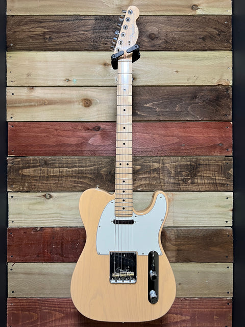 Fender Limited Edition Lightweight Ash American Professional Telecaster Honey Blonde 2018