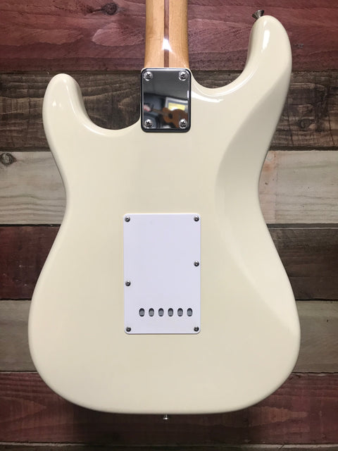 Squier MIJ Standard Stratocaster Maple Fretboard Arctic White 1980s