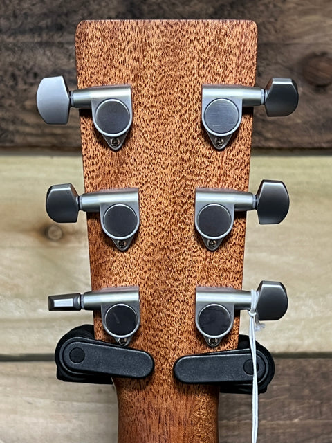 Martin X-Series 000-X2E