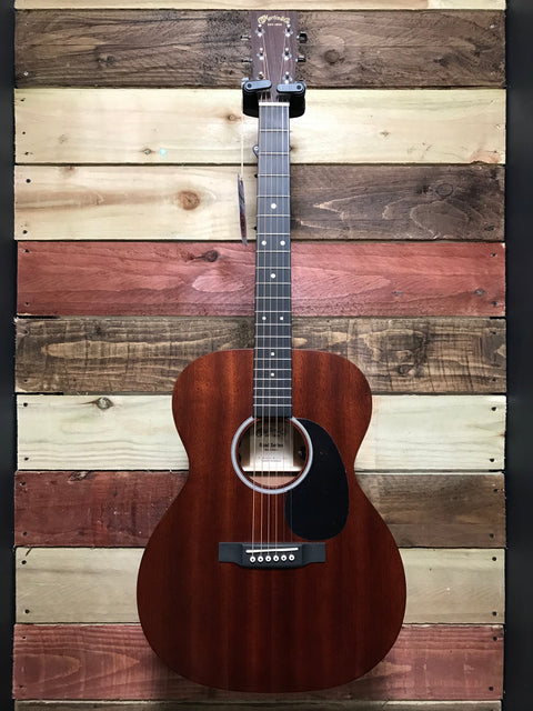 Martin Road Series 000-10E - Natural 2025