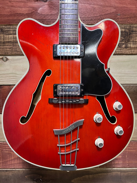 Hofner Verythin Translucent Cherry Burst 1965
