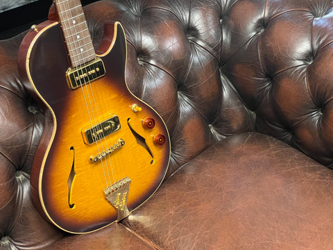 B&G Guitars Little Sister Crossroads Cutaway Tobacco Burst 2021