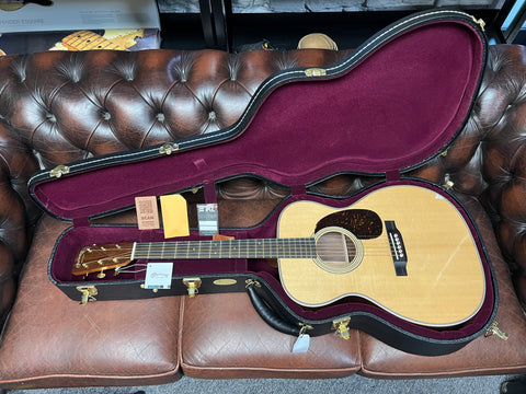 Martin 000-28 Modern Deluxe OM Natural 2025