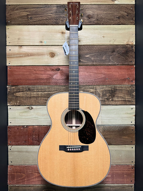 Martin 000-28 Modern Deluxe OM Natural 2025