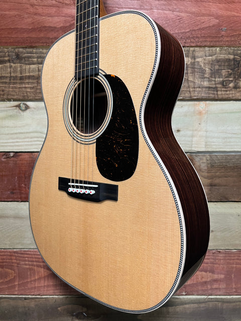 Martin 000-28 Modern Deluxe OM Natural 2025