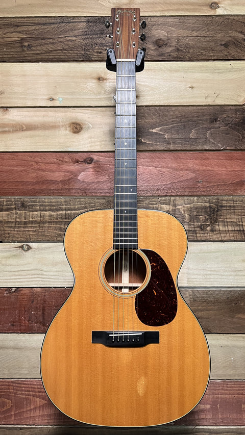 Martin Standard Series 000-18 Natural 2016