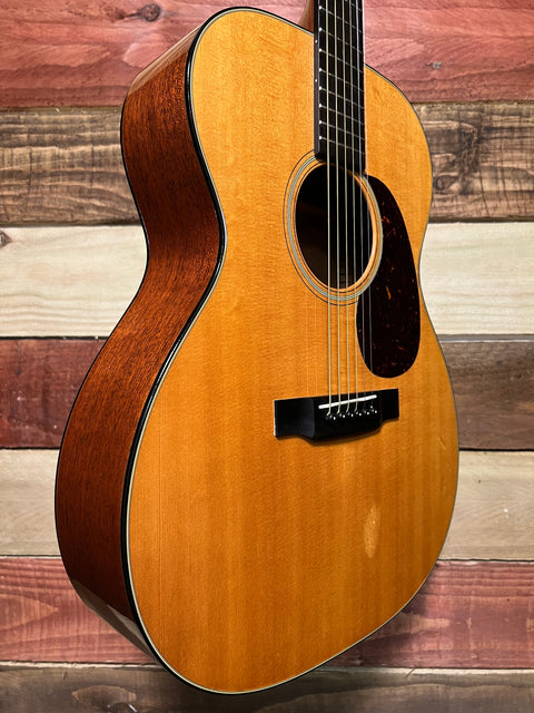 Martin Standard Series 000-18 Natural 2016