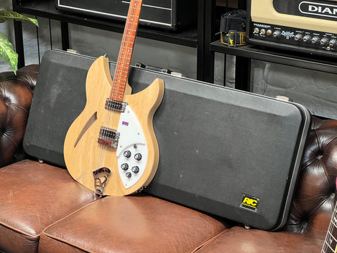 Rickenbacker 330/12 Mapleglo 2000