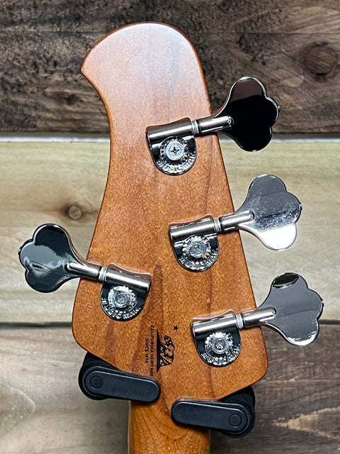 Ernie Ball Music Man StingRay Special 4 H with Roasted Maple Fretboard Jet Black 2019