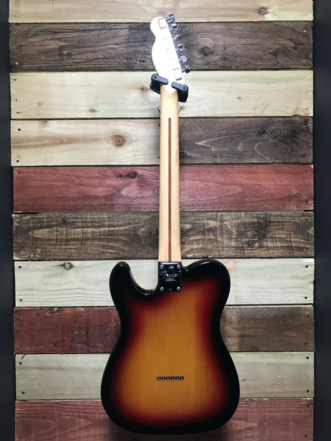 Fender American Series Telecaster with Maple Fretboard 3-Color Sunburst 2005