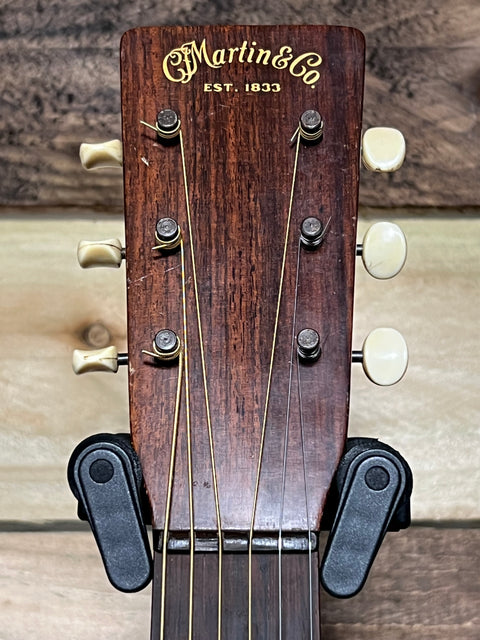 Martin 00-17 1943 K&K Lifton case