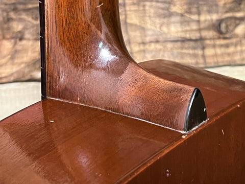 Martin 00-17 1943 K&K Lifton case