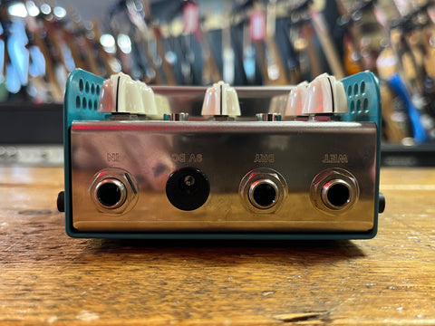 ThorpyFX Deep Oggin Chorus/Vibrato