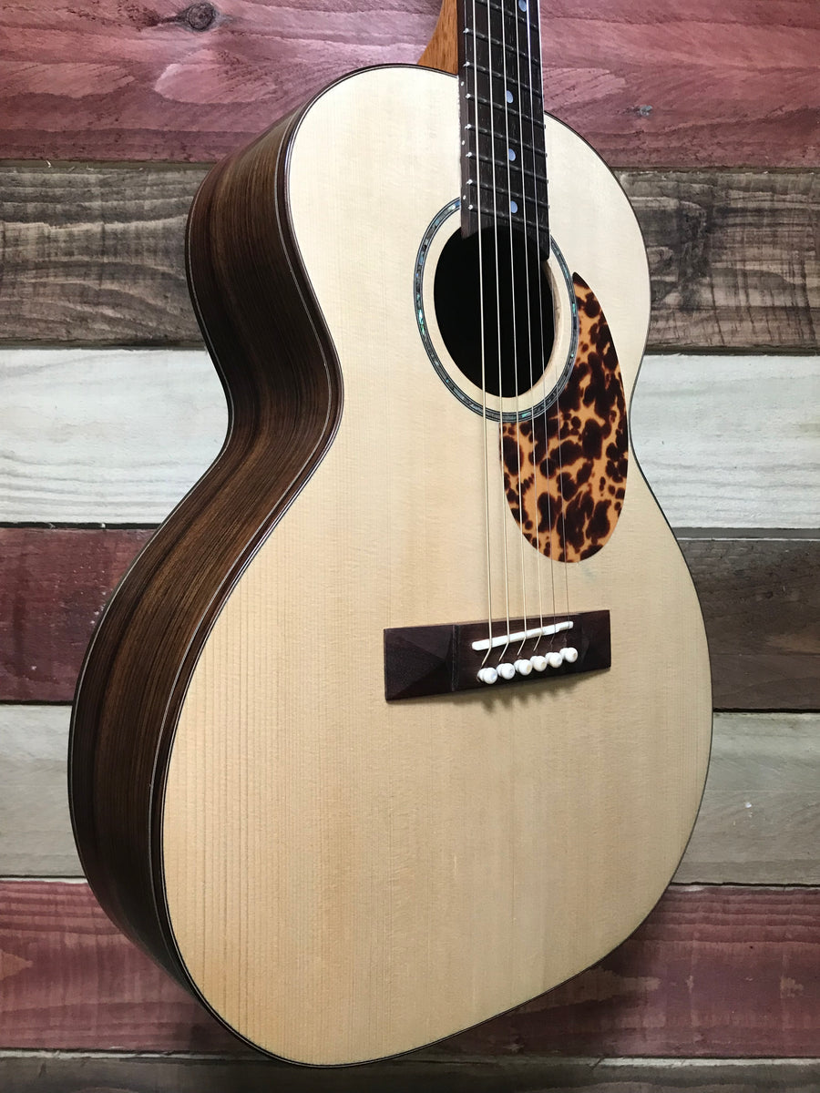 Dearnaley Model 1 Alpine Spruce / Indian Rosewood 2023 – MotoMusic