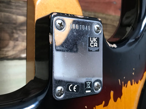 Fender Mike McCready Signature Stratocaster 3-Color Sunburst Relic 2023