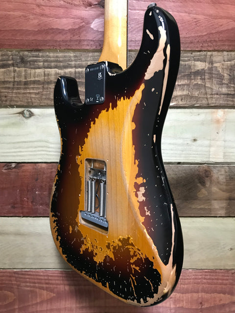 Fender Mike McCready Signature Stratocaster 3-Color Sunburst Relic 2023