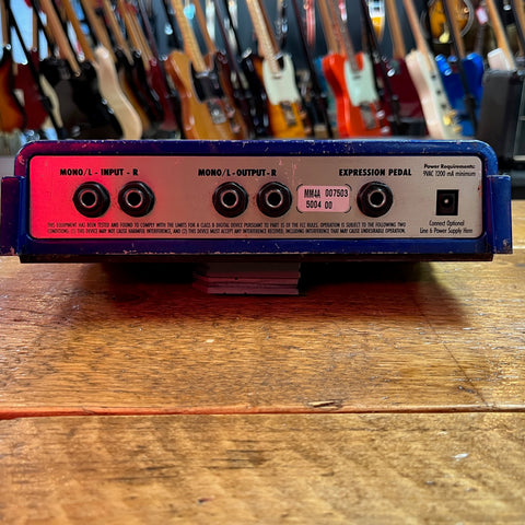 Line 6 MM4 Modulation Modeler Effect unit