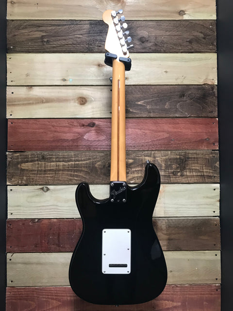 Fender Strat Plus with Maple Fretboard Black 1988