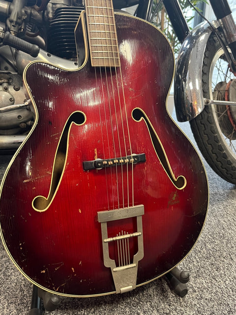 Framus Black Rose Deluxe Red Burst Left Hand 1956