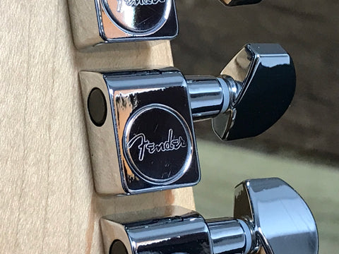 Fender Alternate Reality Series Meteora in Candy Apple Red 2019