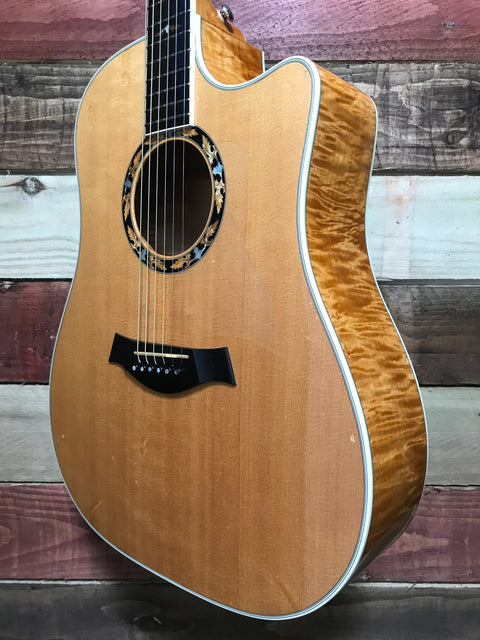 Taylor 30th Anniversary 610ce L-30 LTD Natural 2004