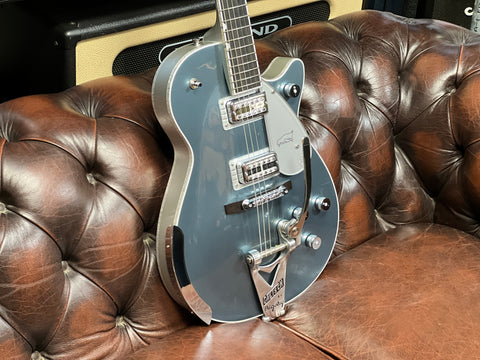 Gretsch G6134T-140 140th Anniversary Double Platinum Penguin Two-Tone Stone Platinum / Pure Platinum 2023