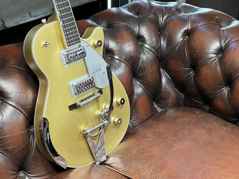 Gretsch G6134T Limited Edition Penguin with Ebony Fretboard and Bigsby Casino Gold 2018