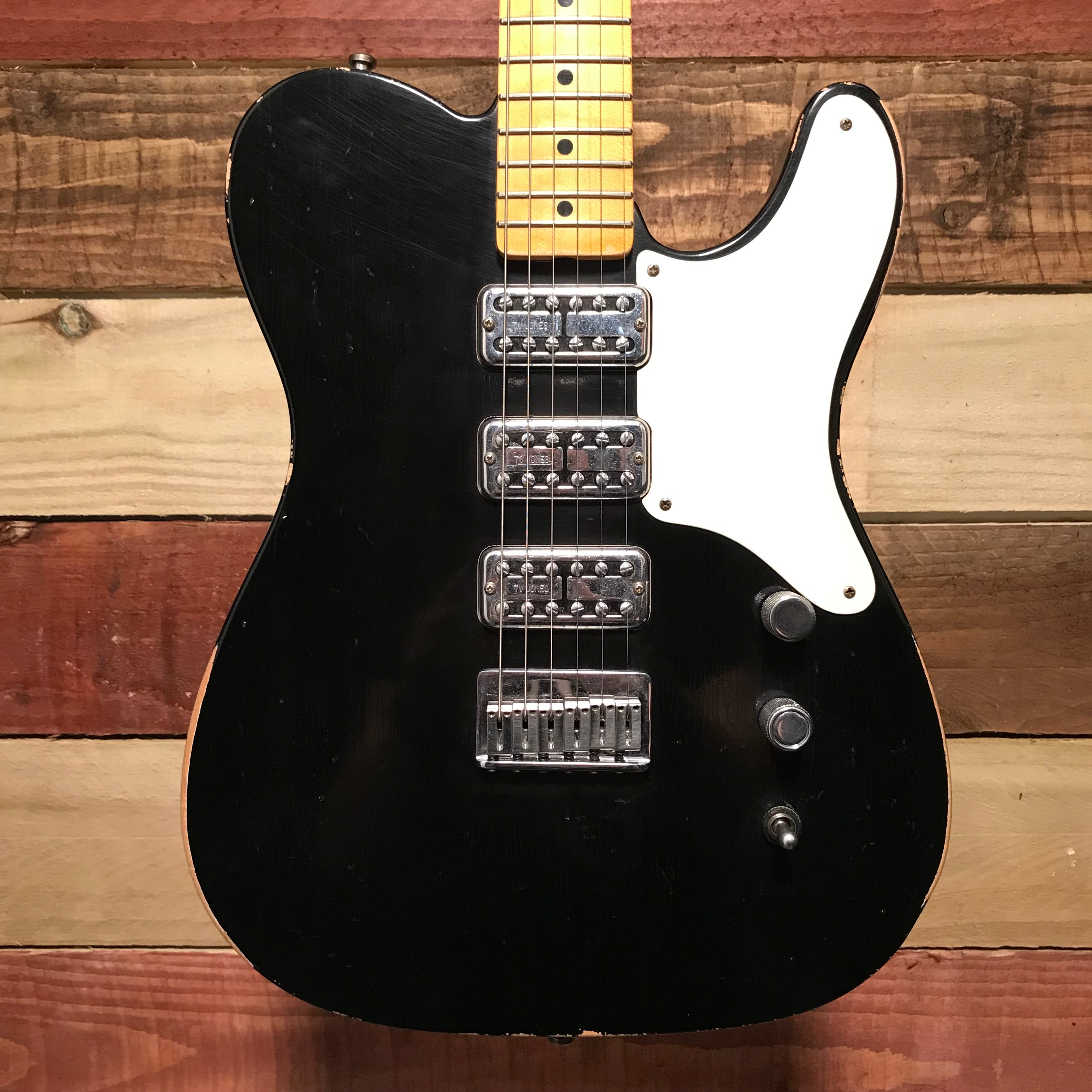 Fender Custom Shop Limited La Cabronita Relic 3 Pickup Black 2012