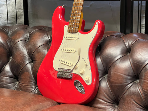 Fender Mark Knopfler Artist Series Signature Stratocaster Hot Red 2004