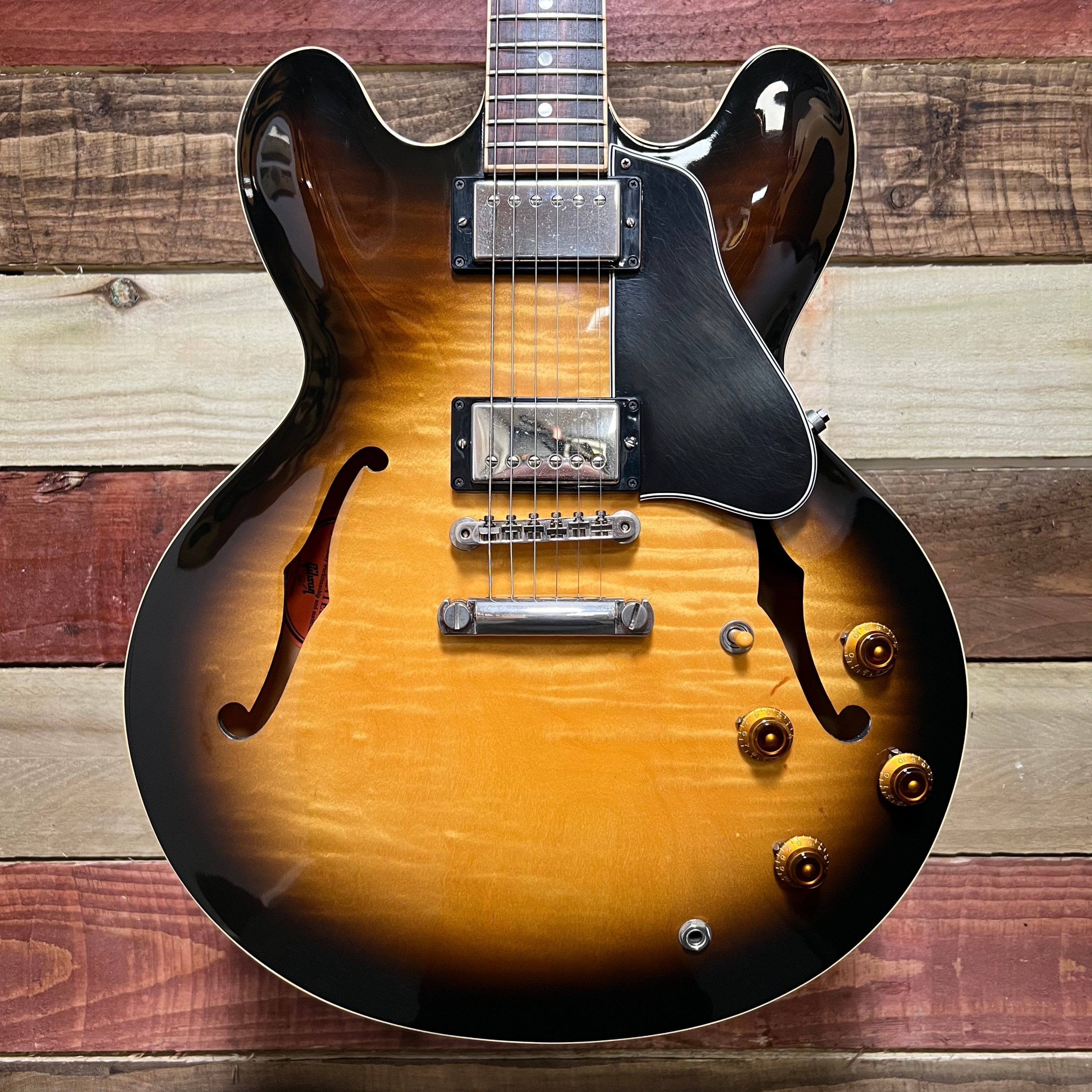 ギター Gibson ES-335 Dot Vintage Sunburst 2005 Gibson ES-335 Dot Figured Vintage Sunburst 2005 – MotoMusic