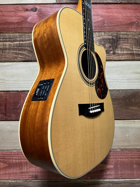 Maton EBG808C TE Tommy Emmanuel Signature