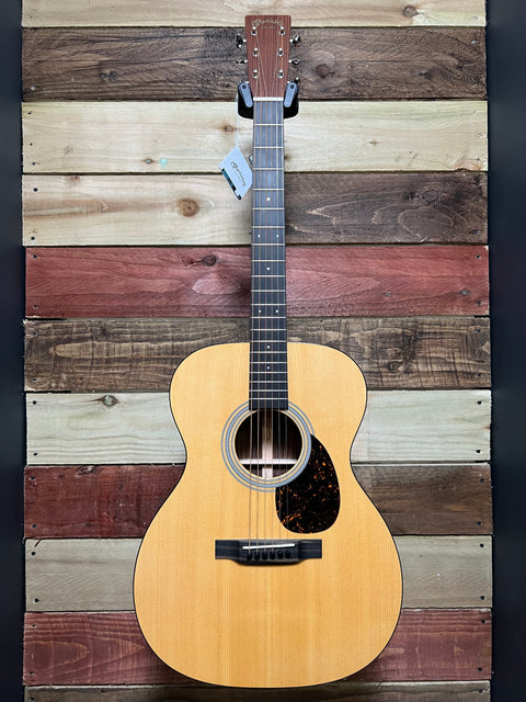 Martin Standard Series OM-21 Natural