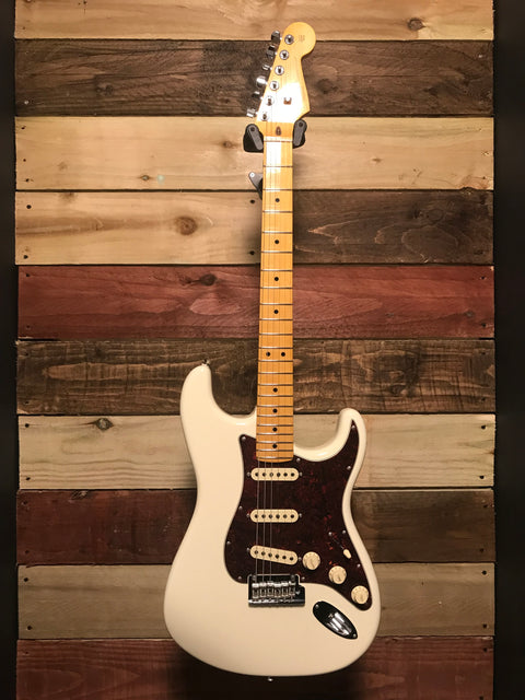 Fender American Professional II Stratocaster MN Olympic White 2021