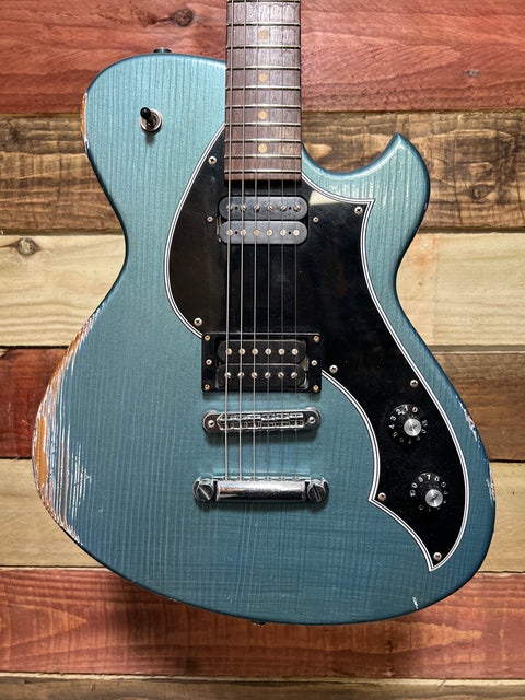 Novo Guitars Solus H2 Pelham Blue