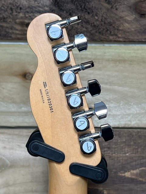 Fender American Deluxe Telecaster with Rosewood Fretboard 3-Colour Sunburst 2011