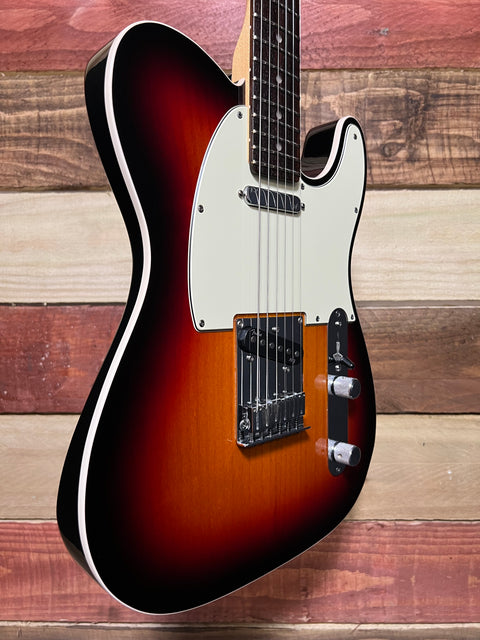 Fender American Deluxe Telecaster with Rosewood Fretboard 3-Colour Sunburst 2011