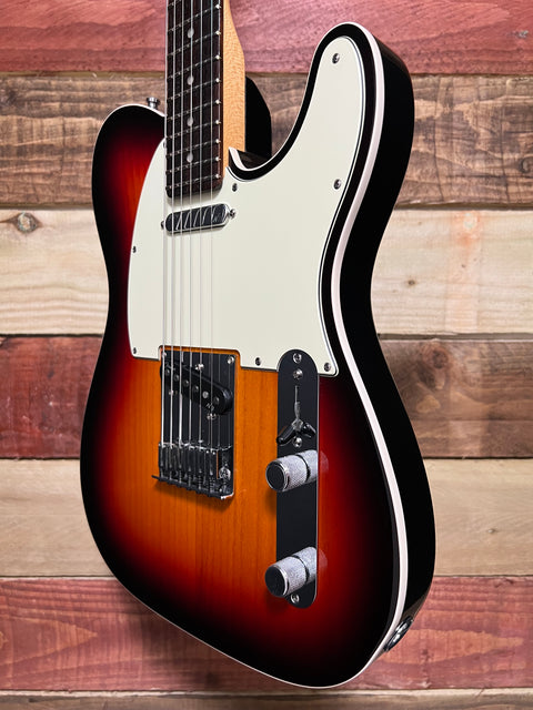 Fender American Deluxe Telecaster with Rosewood Fretboard 3-Colour Sunburst 2011